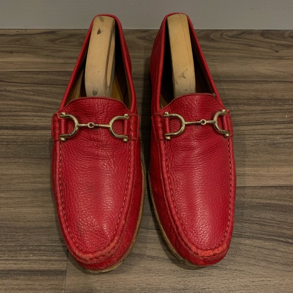 Red leather Italian Loafers with gold buckles - Picture 2 of 6